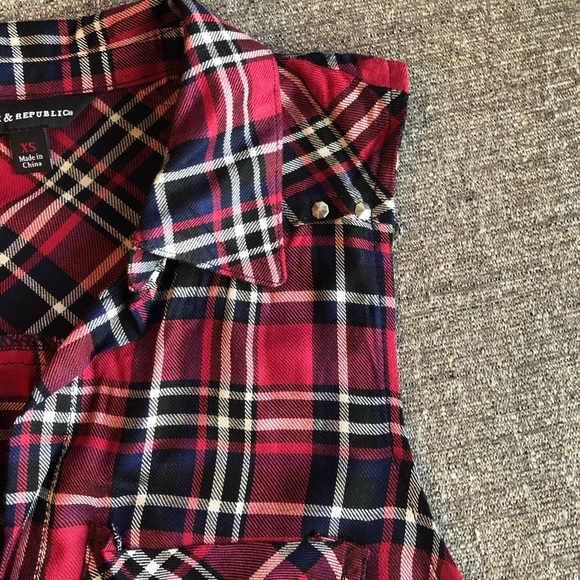 ROCK & REPUBLIC Plaid Studded Twill Shirt - Picture 5 of 8